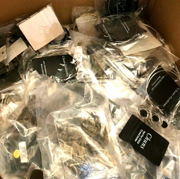 Accessories - Hoop Earrings Mystery Bundle